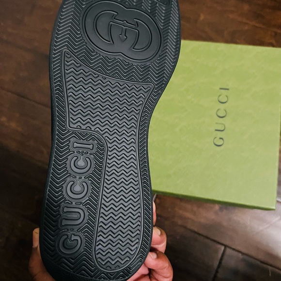 Gucci GG Supreme Slip-On Ankle Boots - Picture 3 of 14
